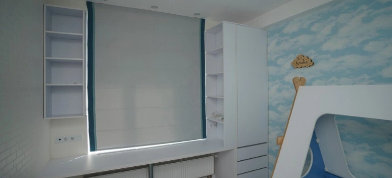 to the bedroom