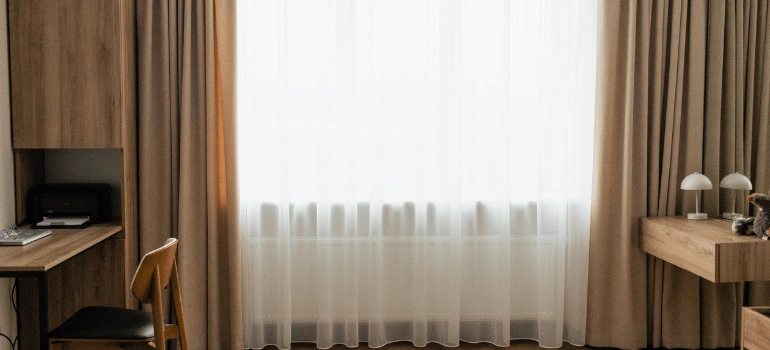 to the bedroom